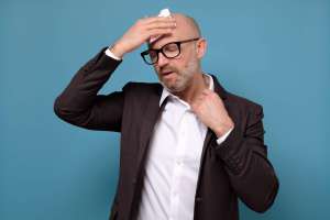 Signs someone is lying during an interview